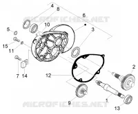 Rear wheel shaft