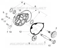 Rear wheel shaft