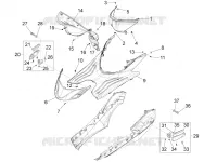 Central cover - Footrests