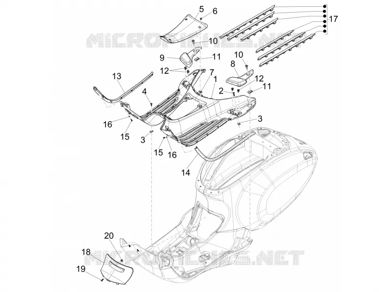 Central cover - Footrests
