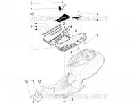 CENTRAL COVER - FOOTRESTS