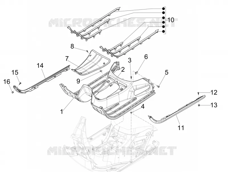 CENTRAL COVER - FOOTRESTS